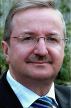 Dr. Bernd Schneidmüller