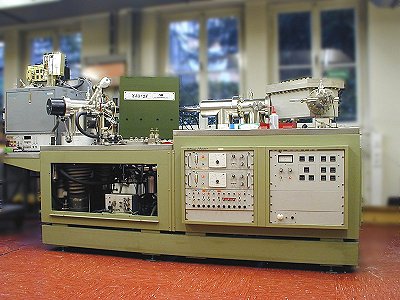 VG ZAB-2F double-focusing magnetic sector instrument