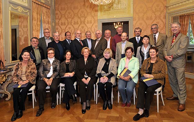 Die Universität Heidelberg verabschiedete ihre ehemaligen Kolleginnen und Kollegen feierlich im Haus Buhl.