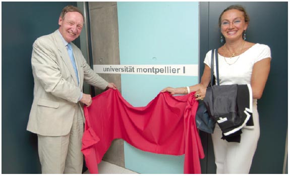 Einweihung der Montpellier-Etage des neuen Gstehauses: Rektor Hommelhoff mit Prsidentin de Prire (Universitt Montpellier I)