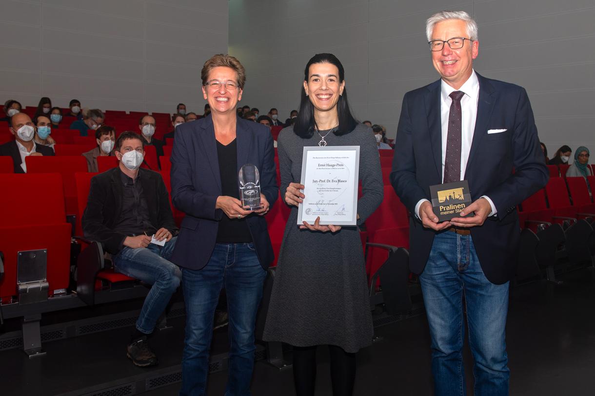  Forschungspreis für die Heidelberger Wissenschaftlerin Eva Blasco
