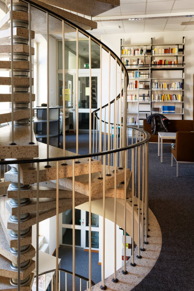 Treppe in der Bibliothek