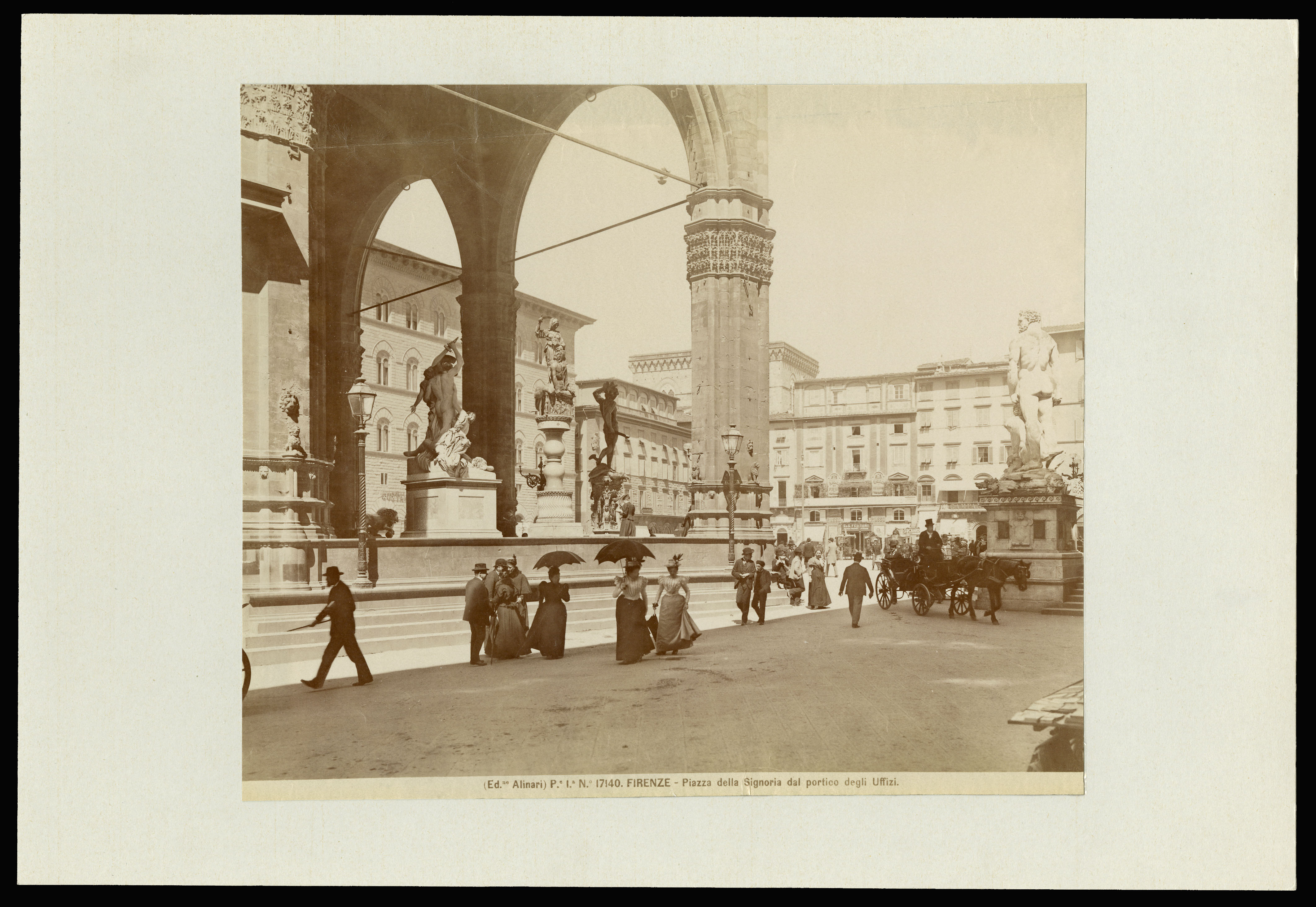 Fratelli Alinari: Florenz, Piazza della Signoria das Portico degli Uffizi, ca. 1890-1900