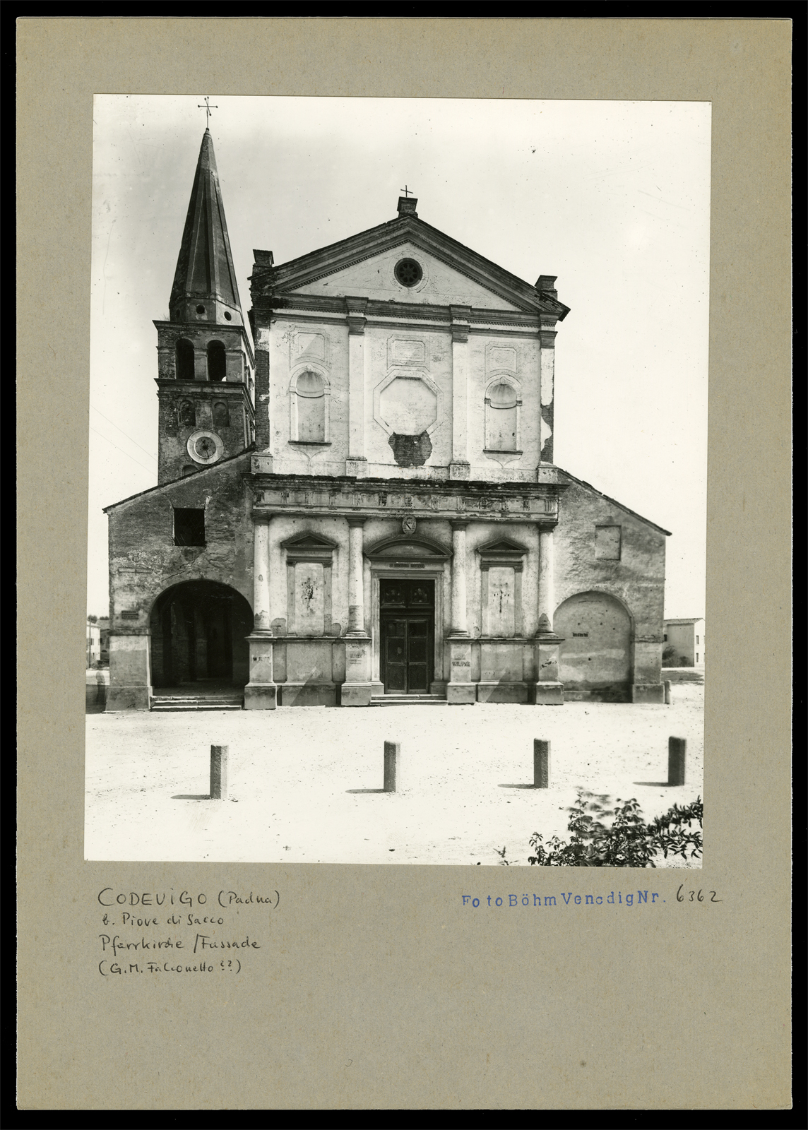Böhm, Osvaldo: Codevigo, Pfarrkirche, Fassade, Aufnahme um 1930-1934