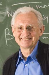 Jürgen Wolfrum ist Seniorprofessor der Universität Heidelberg. Nach seinem altersbedingten Ausscheiden aus dem Physikalisch-Chemischen Institut wurde er Gründungsdirektor von „BioQuant“, ein neues Forschungs- netzwerk zur Analyse zellulärer Biosysteme in Heidelberg.