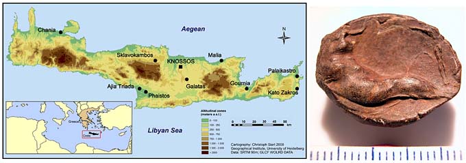 Die Karte links verzeichnet, wo Tonplomben auf der Insel Kreta gefunden wurden. Aus Ajia Triada stammt die rechts abgebildete Tonplombe. Zu erkennen ist der Abdruck eines Goldrings mit Stiermotiv.